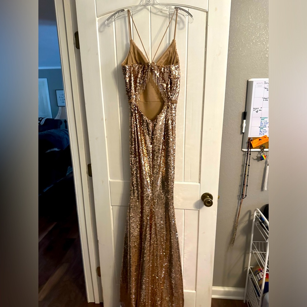 PROM DRESS - Picture 2 of 2
